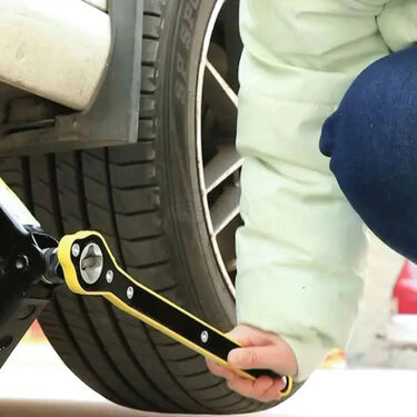 Quick & Effortless Car Jack Lifting Tool With Free Puncture Kit - Image 5